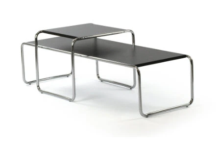 Muebles icónicos que le debemos a la Bauhaus mesa lacio